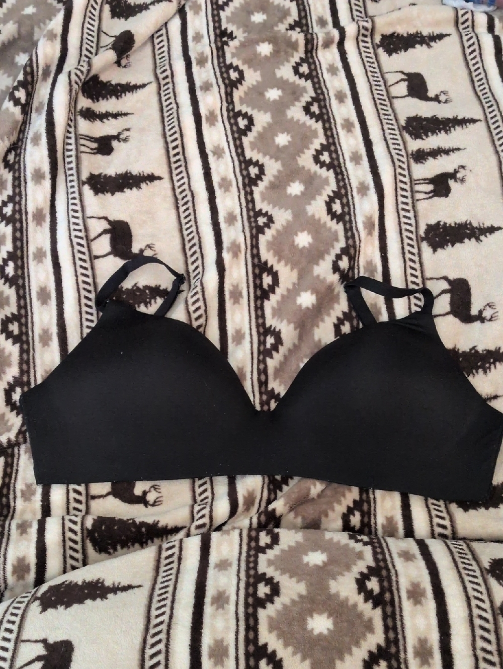 Black Wireless Body By Victora Bra - Women Intimates
